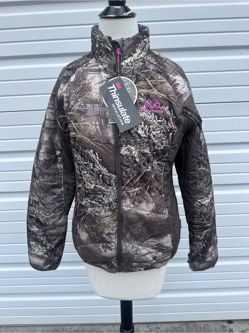 3M Thinsulate Women's Realtree Camo Jacket with Pink Logo